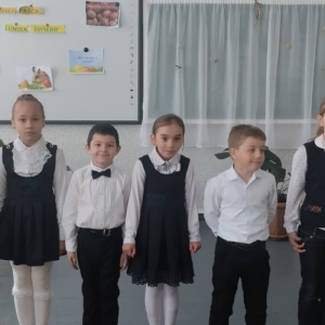 Festivalul cântecului pascal „Sub lumina învierii”