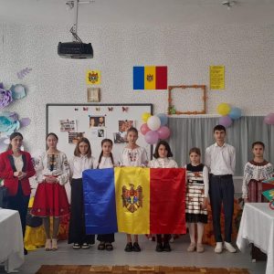 Festivalului-concurs „DOUĂ INIMI GEMENE”